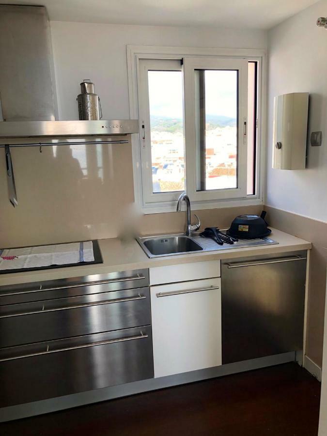 Atico-Duplex Primera Linea De Playa En El Centro De Estepona Zewnętrze zdjęcie