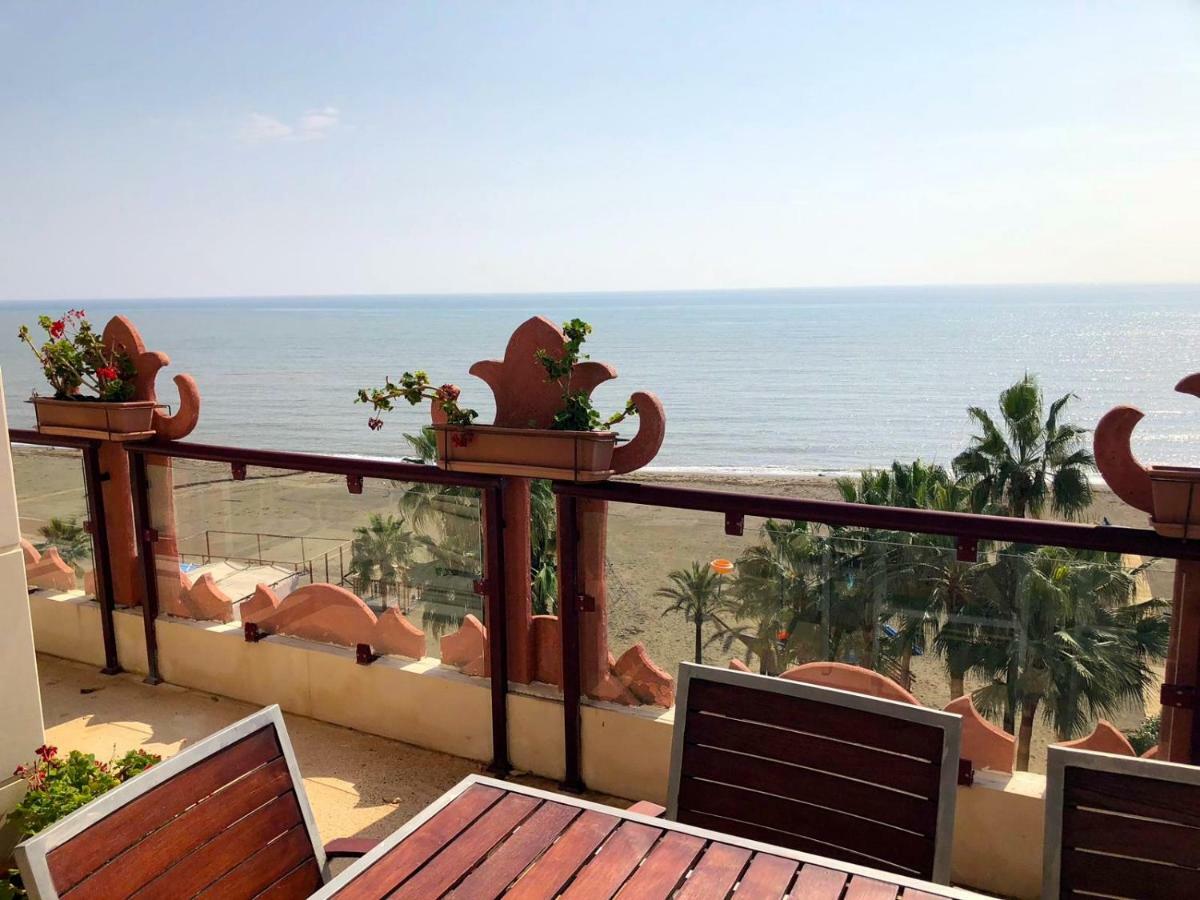 Atico-Duplex Primera Linea De Playa En El Centro De Estepona Zewnętrze zdjęcie