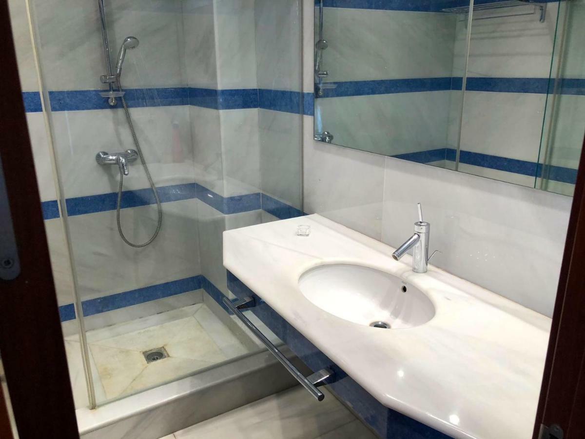 Atico-Duplex Primera Linea De Playa En El Centro De Estepona Zewnętrze zdjęcie