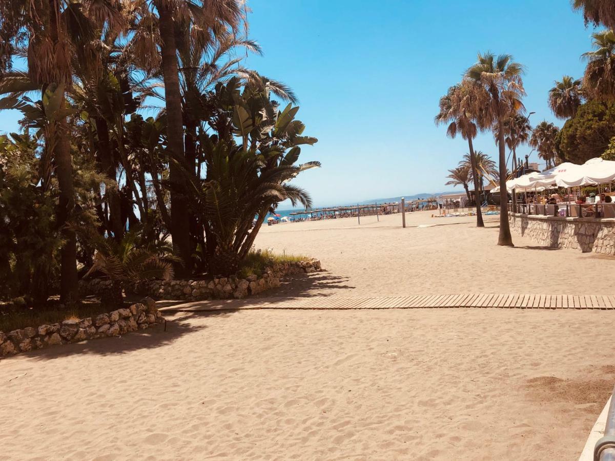 Atico-Duplex Primera Linea De Playa En El Centro De Estepona Zewnętrze zdjęcie